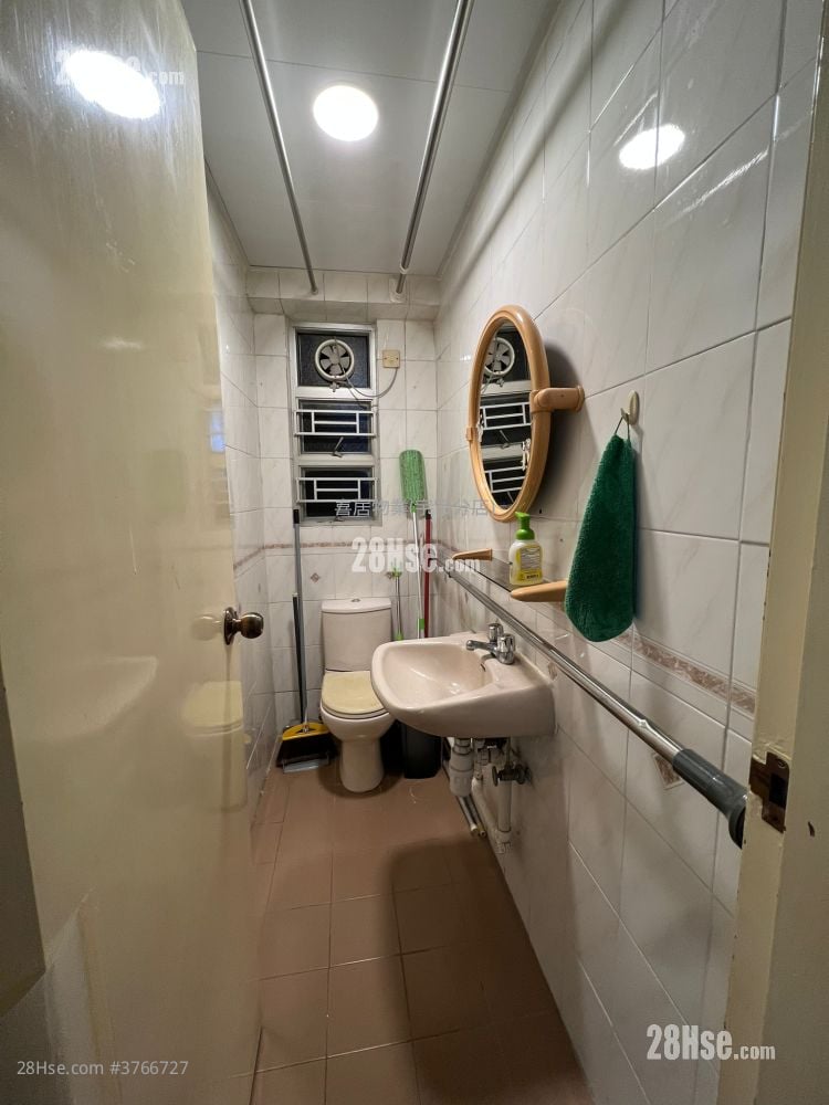 Cronin Garden Sell 3 Bedrooms , 2 Bathrooms 622 ft²