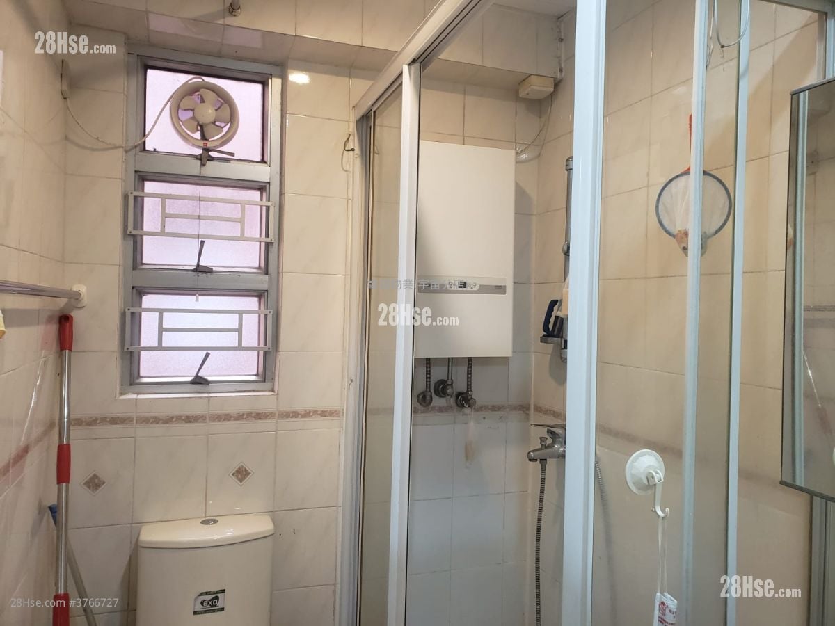 Cronin Garden Sell 3 Bedrooms , 2 Bathrooms 622 ft²