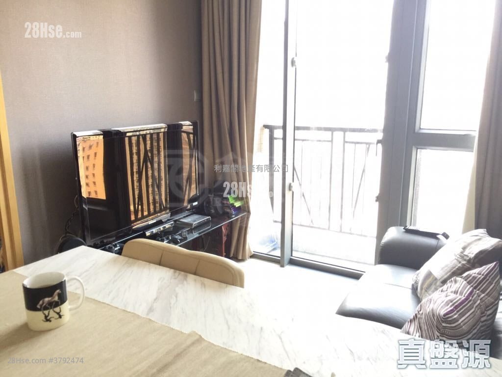 The Met. Sublime Sell 1 Bedroom 259 ft²