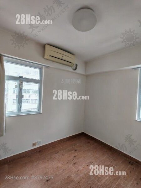 Whampoa Estate Sell 3 Bedrooms 490 ft²