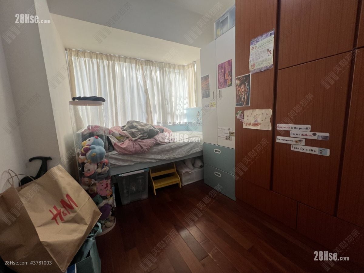 Southern Lodge Sell 2 Bedrooms , 1 Bathroom 515 ft²