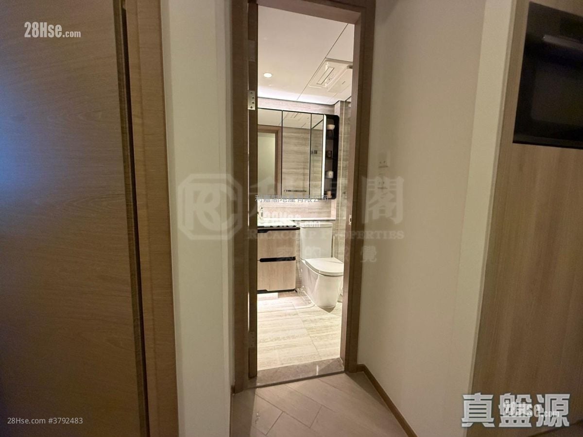 滙都 租盘 339 平方尺