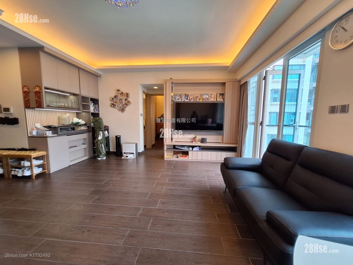 现崇山 售盘 3 房 , 3 浴室 1,123 平方尺