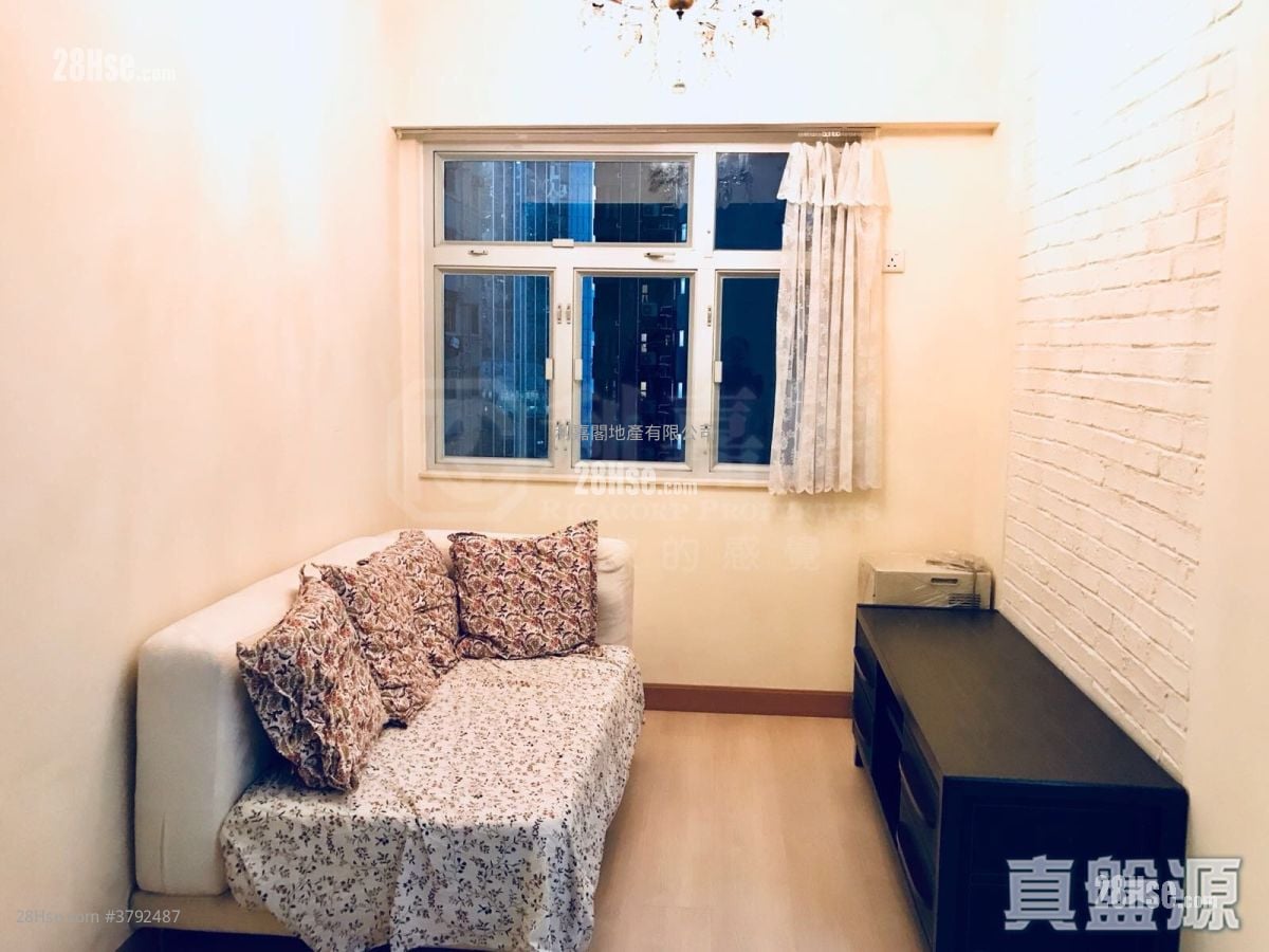 True Light Building Sell 1 Bedroom 381 ft²