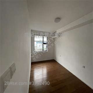 Clear Water Bay Villa Rental 4 Bedrooms , 3 Bathrooms 2,196 ft²