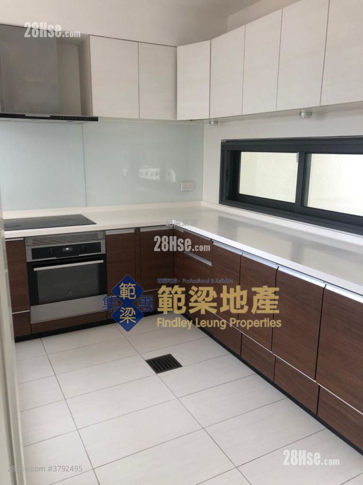 瑞士花园 租盘 4 房 , 3 浴室 2,024 平方尺