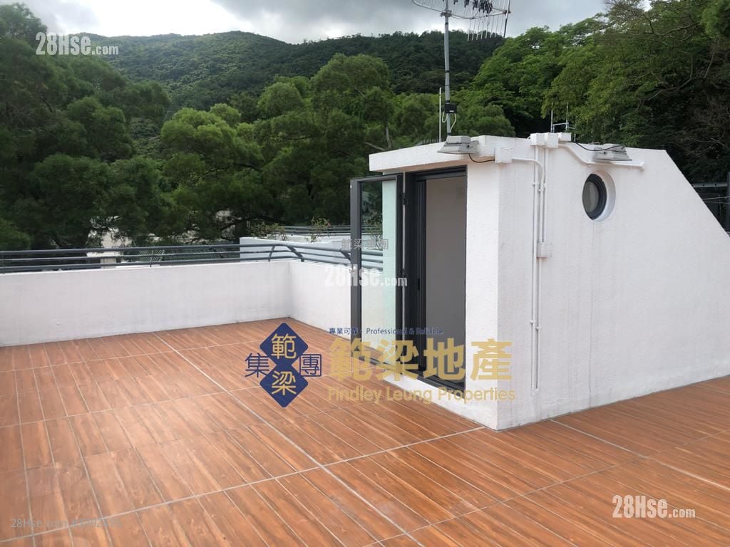 瑞士花园 租盘 4 房 , 3 浴室 2,024 平方尺