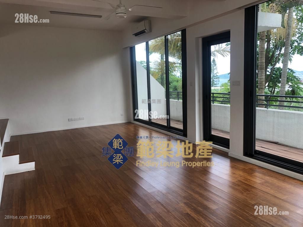 瑞士花园 租盘 4 房 , 3 浴室 2,024 平方尺