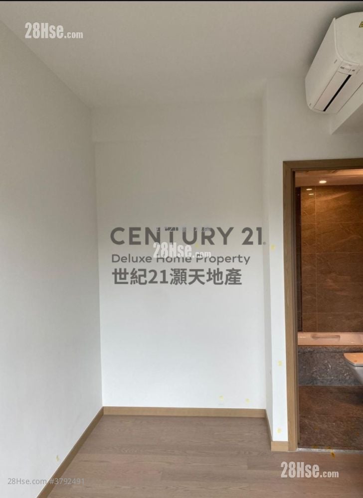 Centra Horizon Rental 2 Bedrooms , 2 Bathrooms 581 ft²