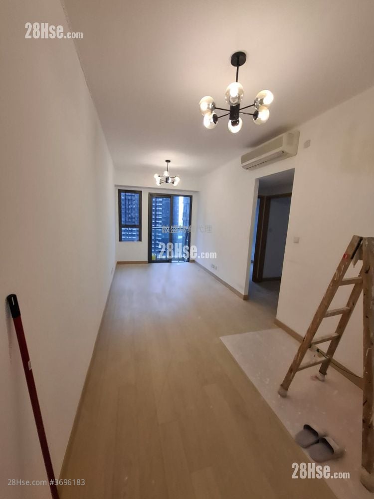 Victoria Skye Sell 3 Bedrooms , 1 Bathroom 635 ft²