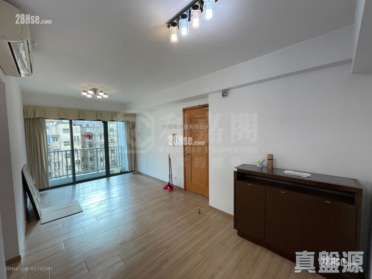 俊升华庭 售盘 3 房 616 平方尺