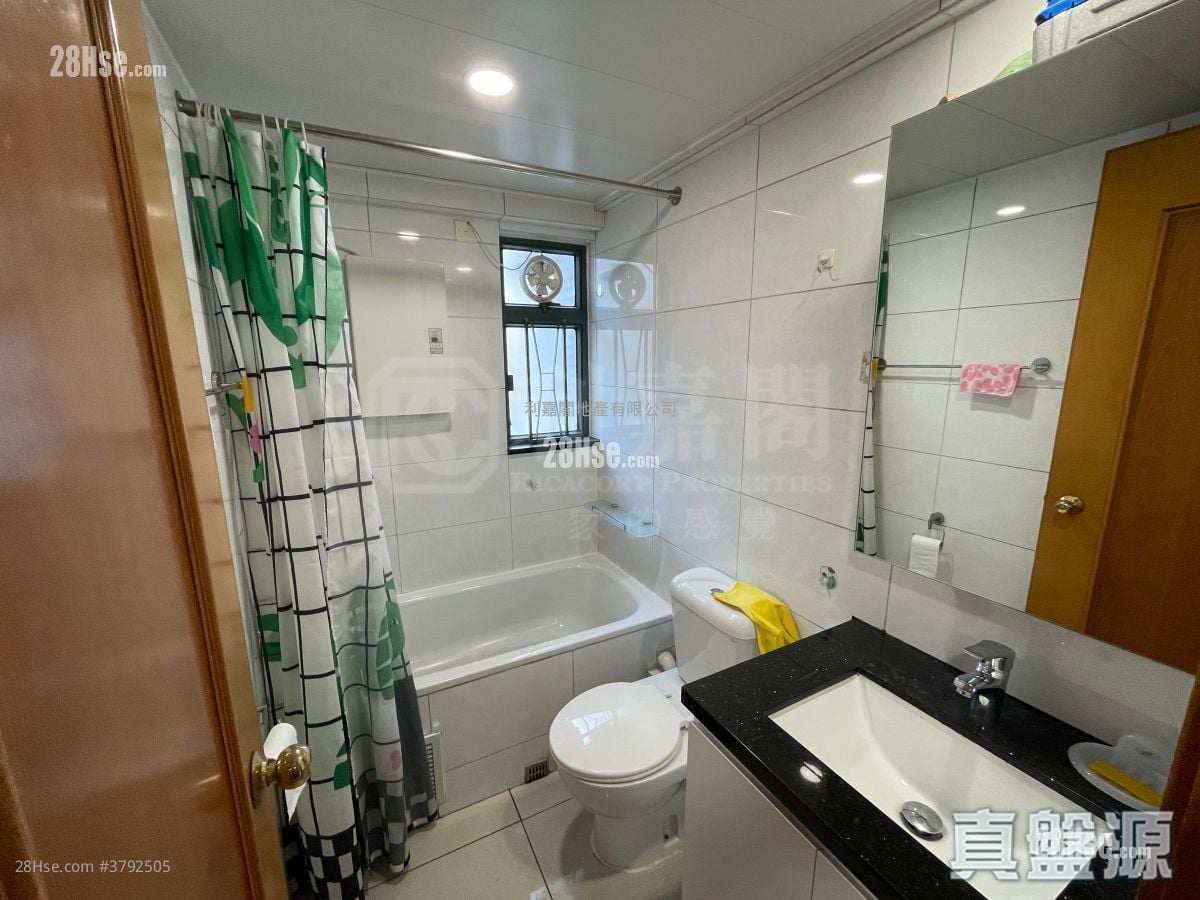 俊升华庭 售盘 3 房 616 平方尺