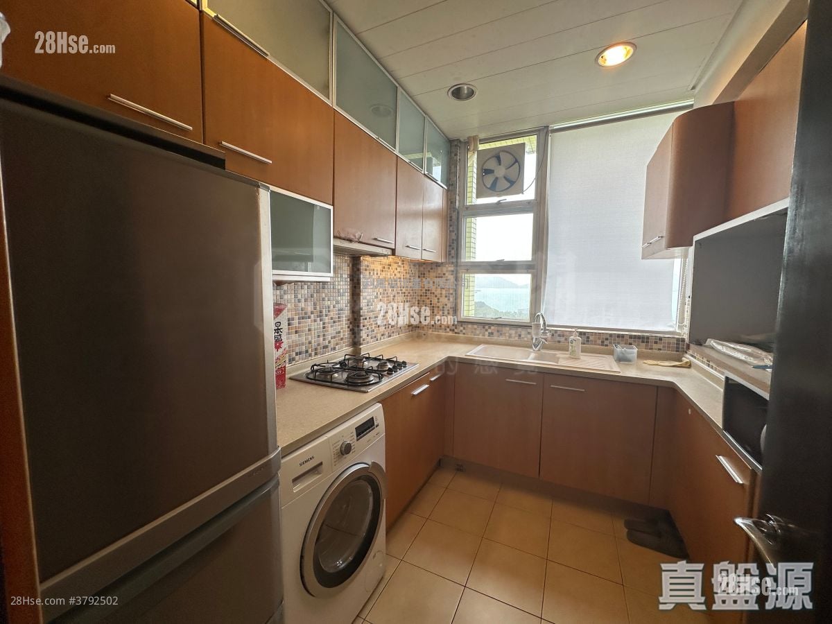 涟山 租盘 3 房 , 2 浴室 940 平方尺