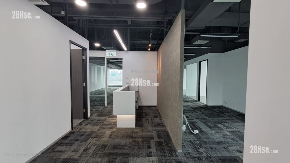 Billion Centre Rental 5+ Bedrooms