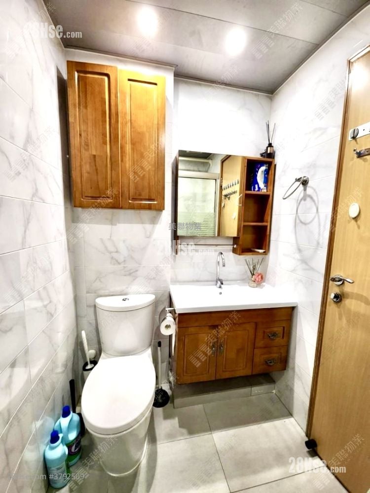 名逸居 售盘 2 房 , 1 浴室 526 平方尺