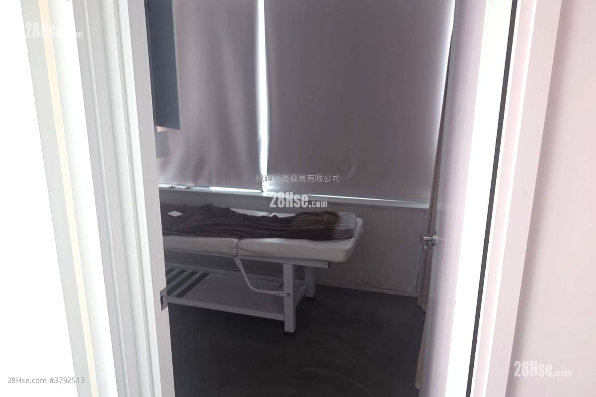 亞士厘道17-19號 Rental 5+ Bedrooms