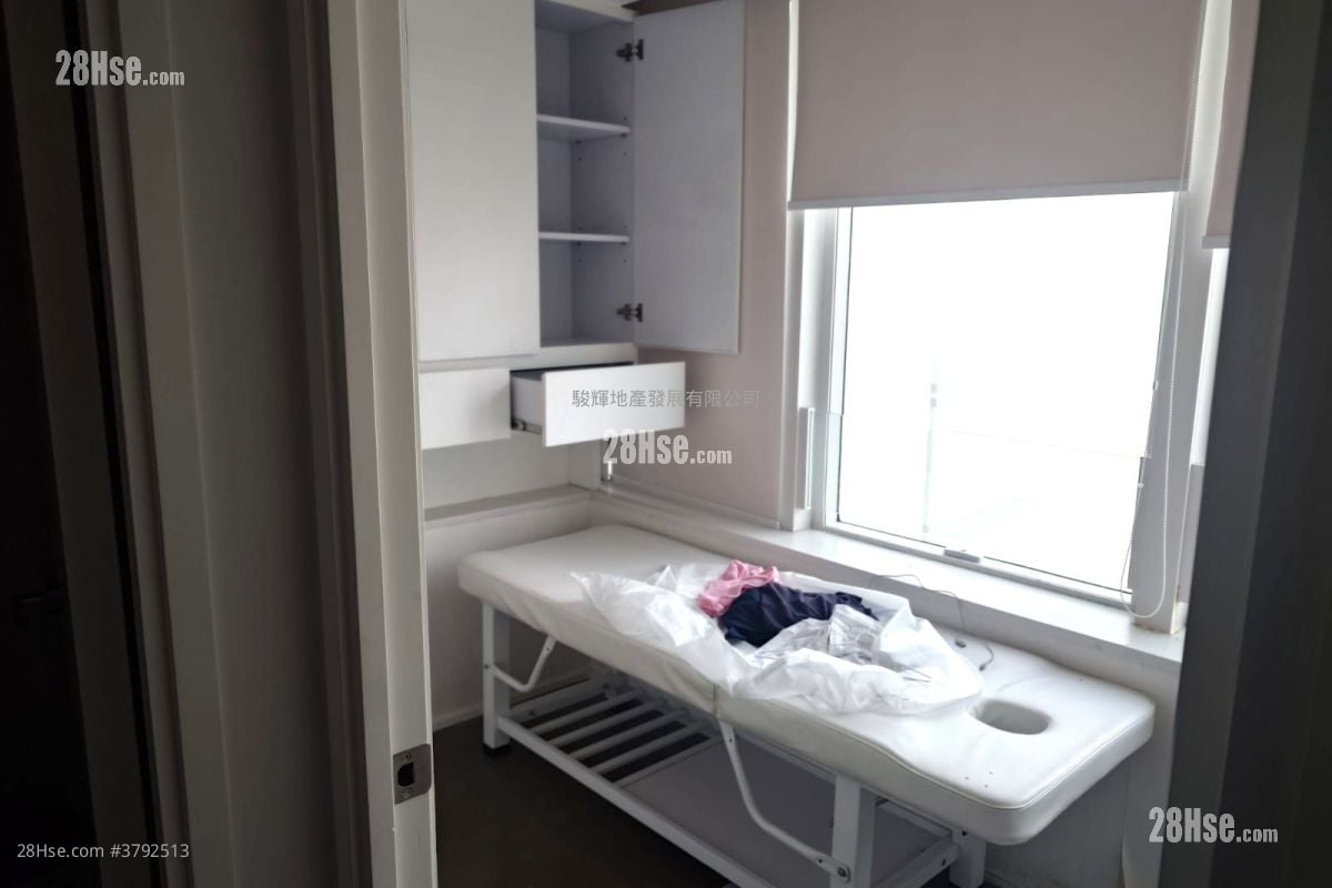 亞士厘道17-19號 Rental 5+ Bedrooms