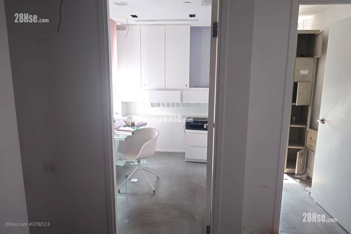 亞士厘道17-19號 Rental 5+ Bedrooms