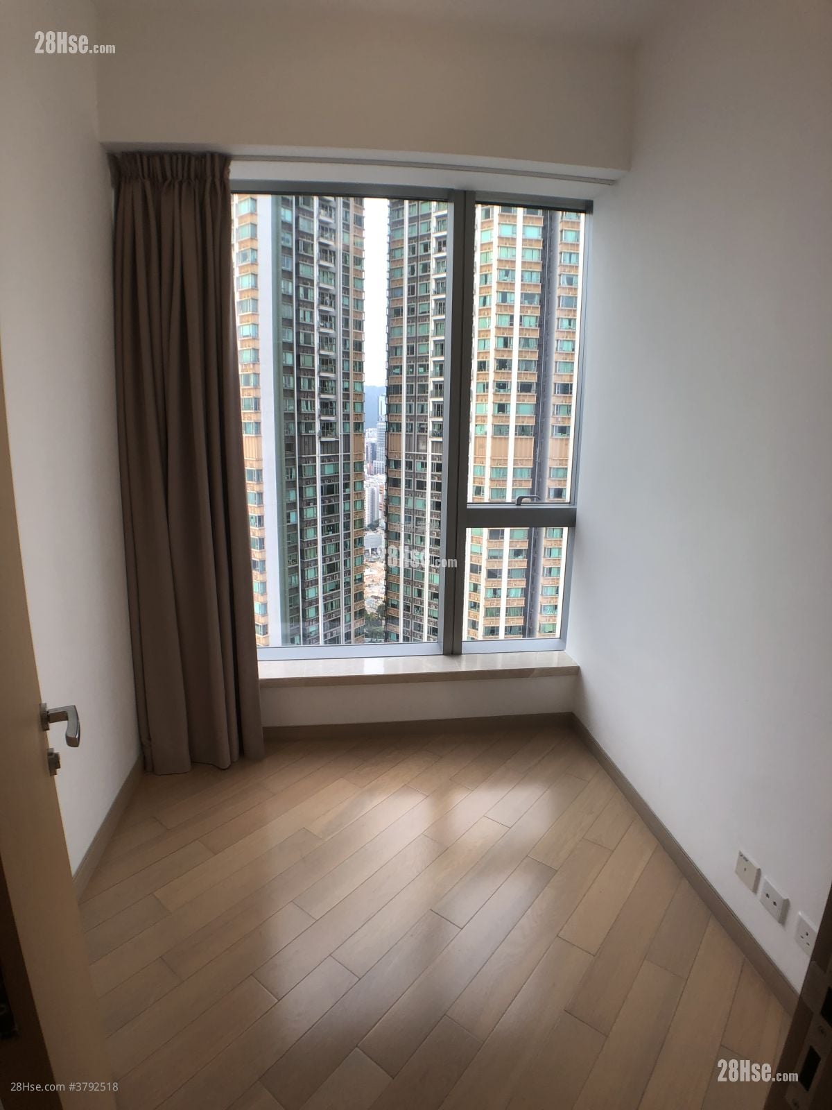 天玺 租盘 2 房 , 1 浴室 535 平方尺