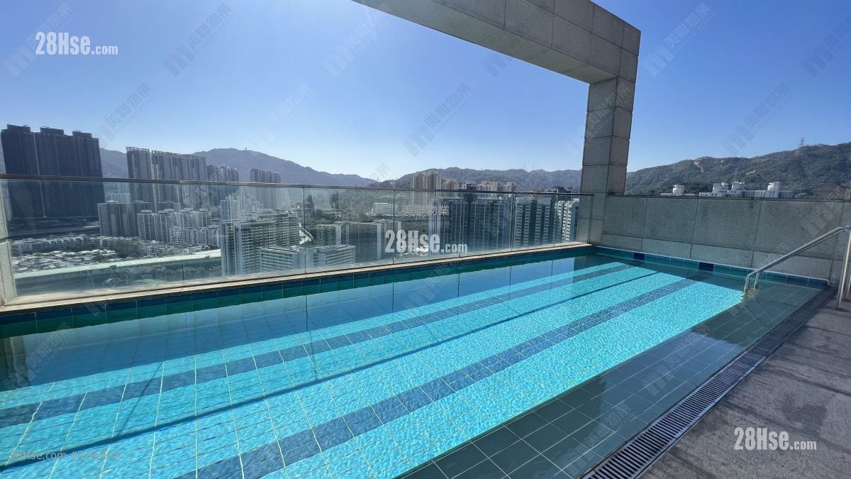 Peak One Sell 5+ Bedrooms , 1 Bathroom 3,272 ft²