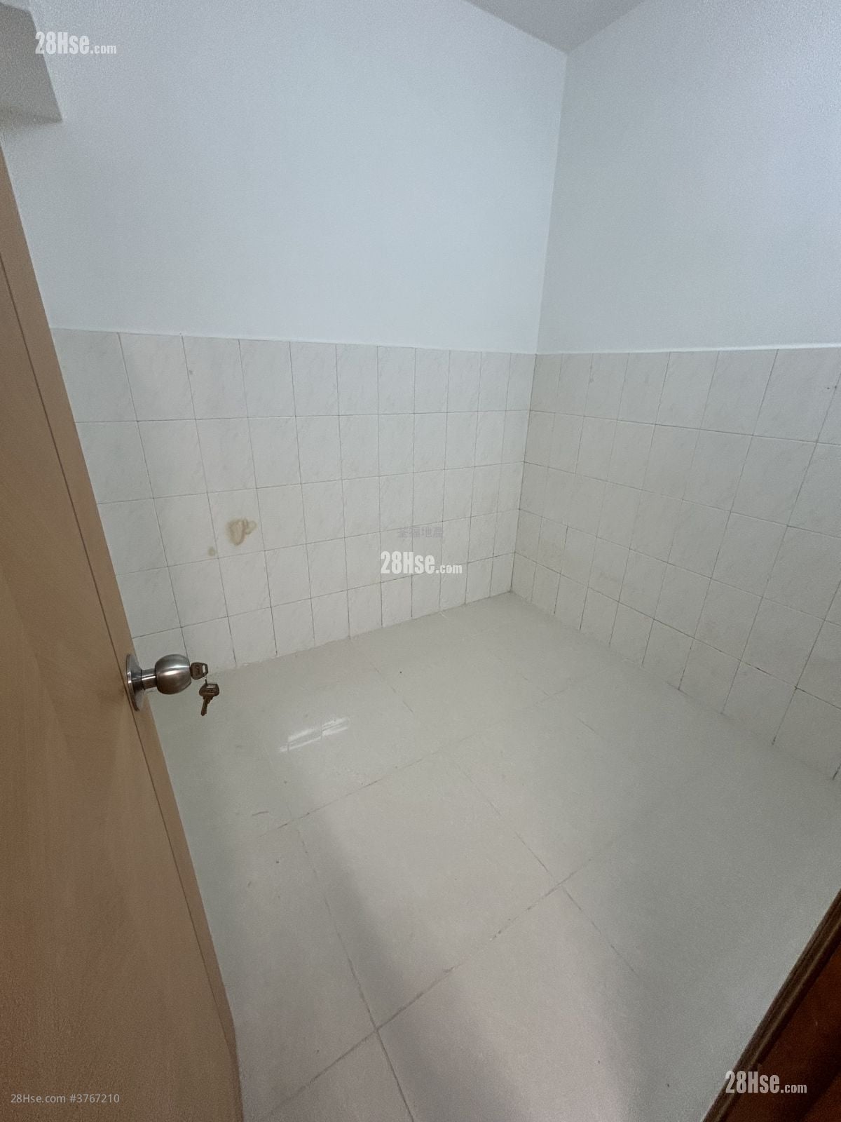 Wang Wah Mansion Rental 1 Bedroom , 1 Bathroom 180 ft²