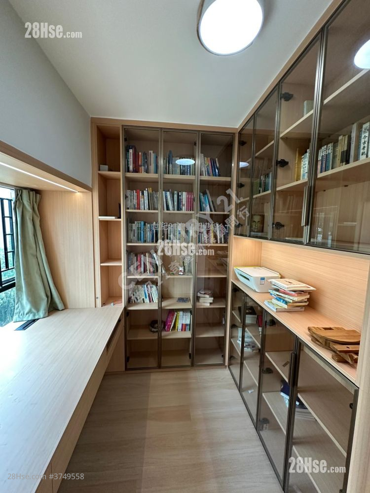 雅典居 售盘 2 房 , 1 浴室 727 平方尺