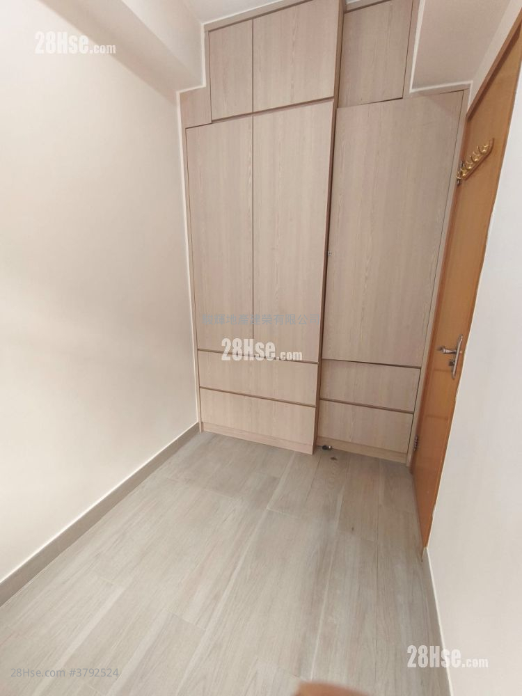 Kam Tong Building Rental 2 Bedrooms , 1 Bathroom 281 ft²