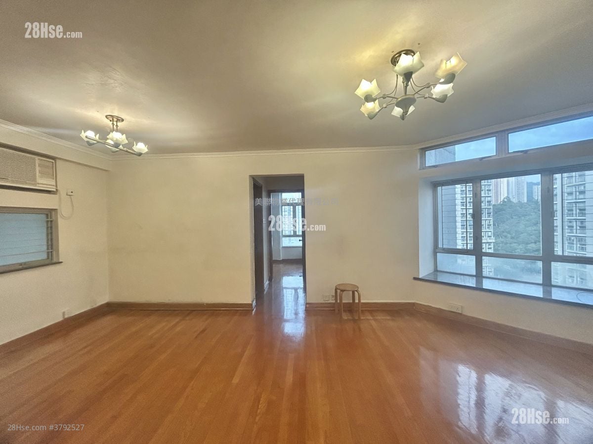 Laguna City Sell 2 Bedrooms 517 ft²