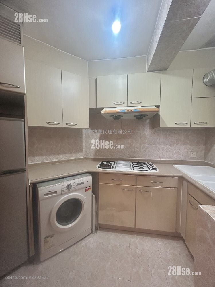 Laguna City Sell 2 Bedrooms 517 ft²