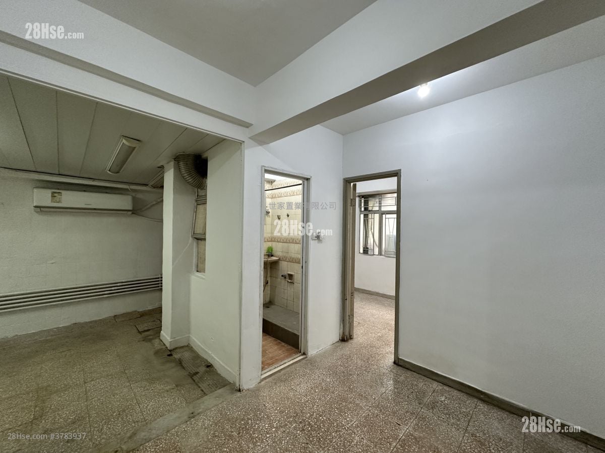 金富楼 售盘 1 浴室 247 平方尺