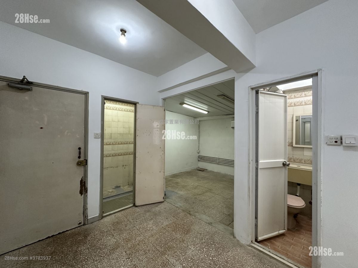 金富楼 售盘 1 浴室 247 平方尺