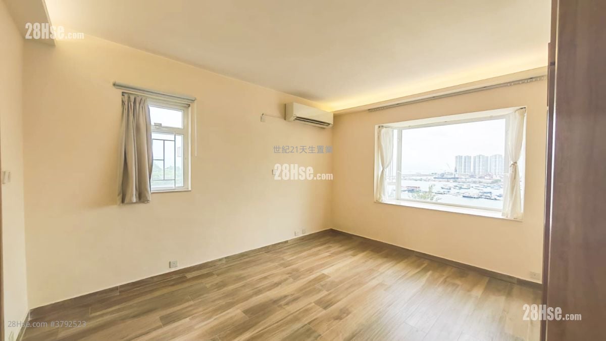 Dragon Villa Rental 5+ Bedrooms , 3 Bathrooms 1,342 ft²