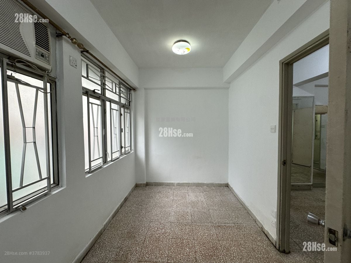 金富楼 售盘 1 浴室 247 平方尺