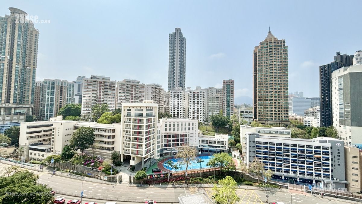 丽晶楼 售盘 3 房 , 1 浴室 712 平方尺