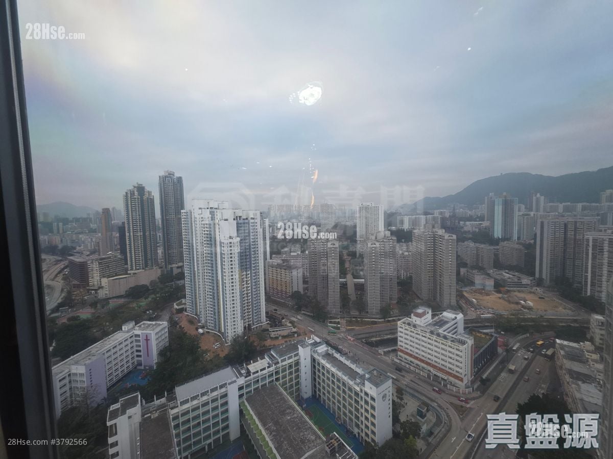 The Latitude Sell 3 Bedrooms 1,595 ft²