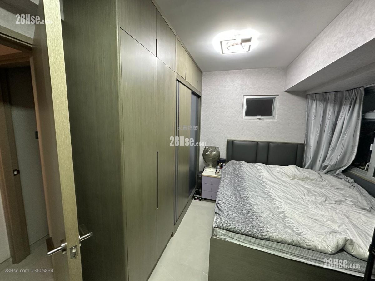 Bauhinia Garden Sell 2 Bedrooms , 2 Bathrooms 710 ft²