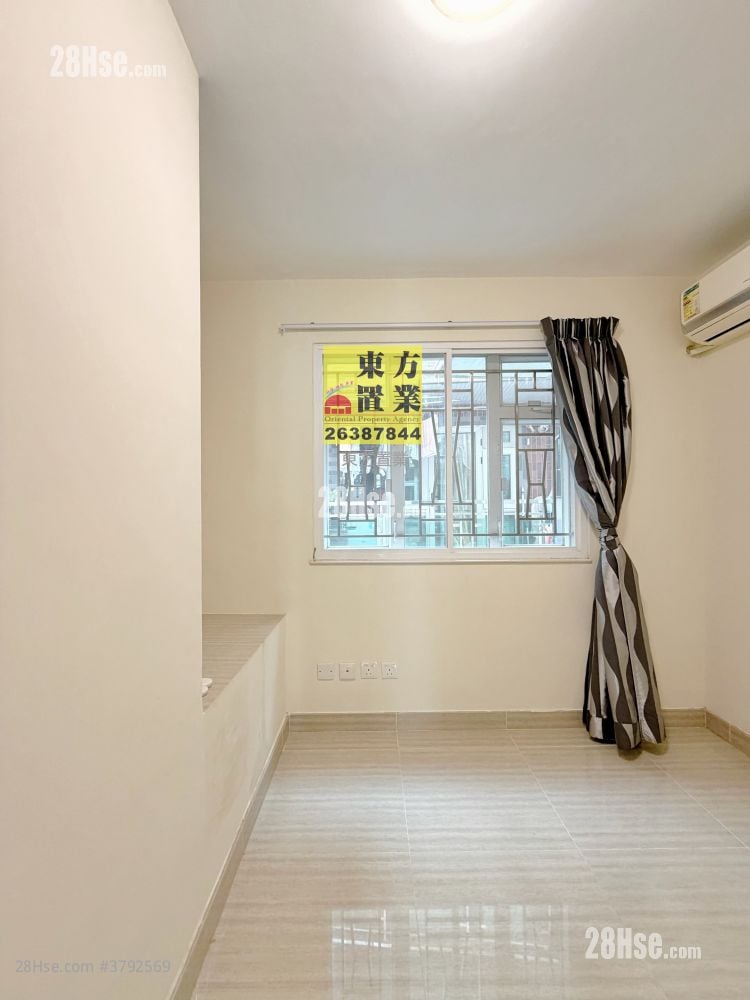 Village Sell 2 Bedrooms , 2 Bathrooms 600 ft²