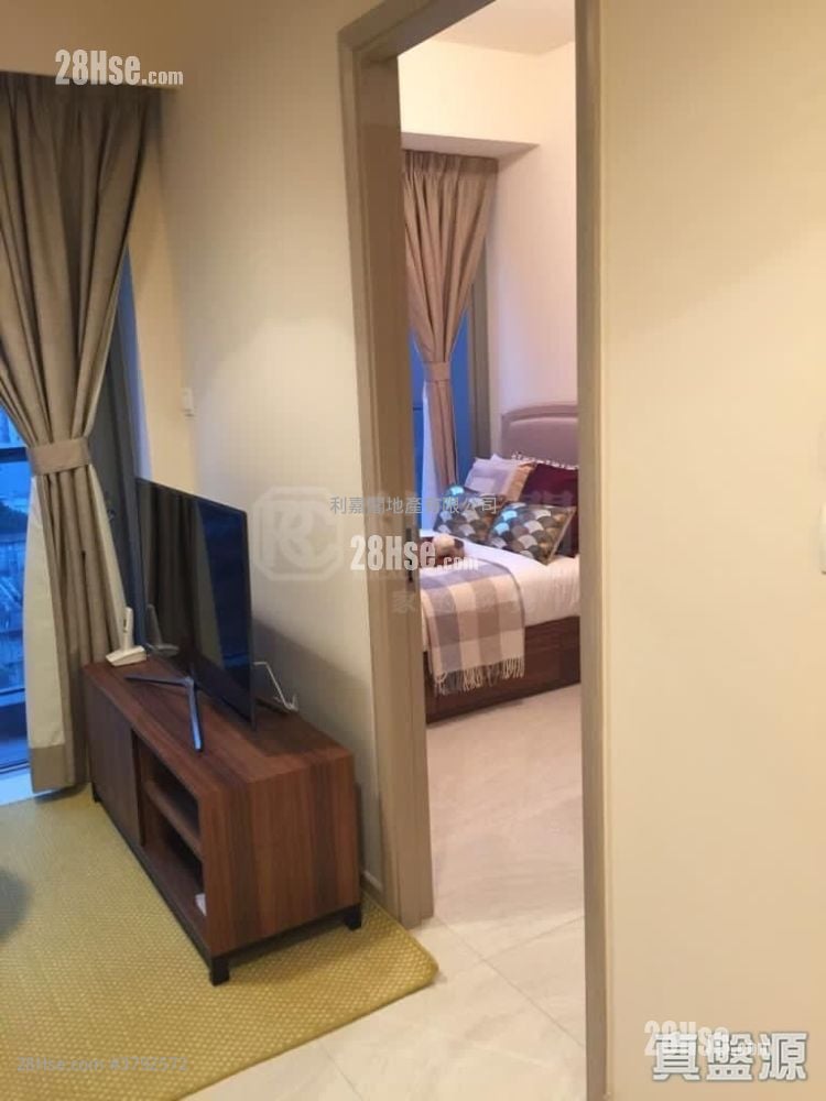 King's Hill Sell 1 Bedroom 331 ft²