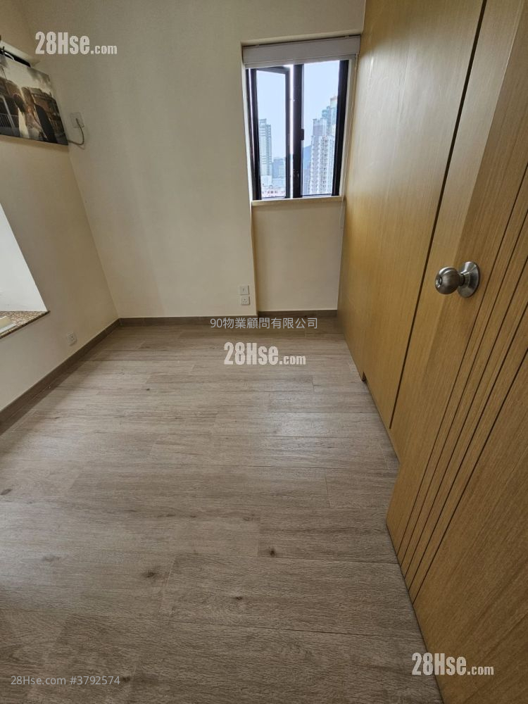 Yick Fung Garden Sell 405 ft²