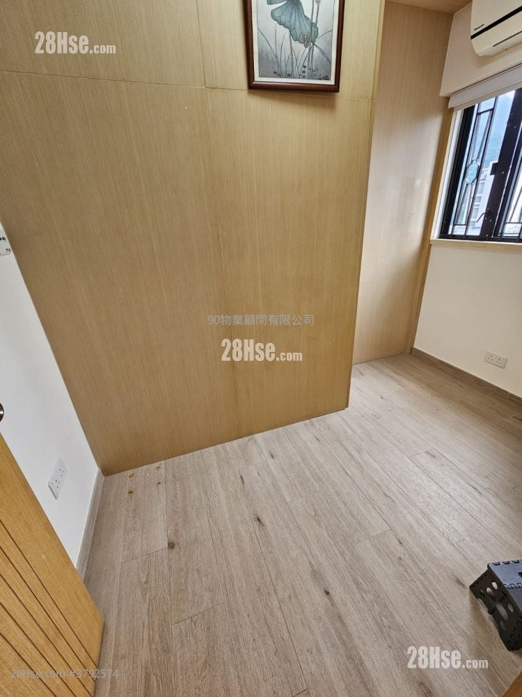 Yick Fung Garden Sell 405 ft²