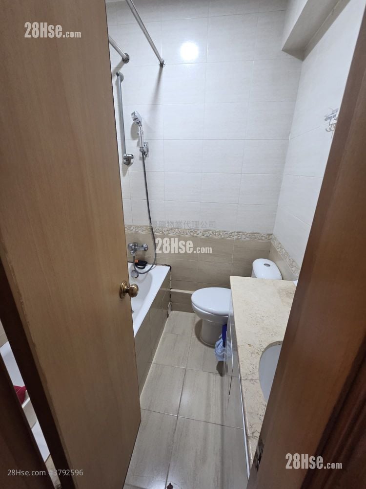 文景楼 租盘 3 房 , 2 浴室 820 平方尺