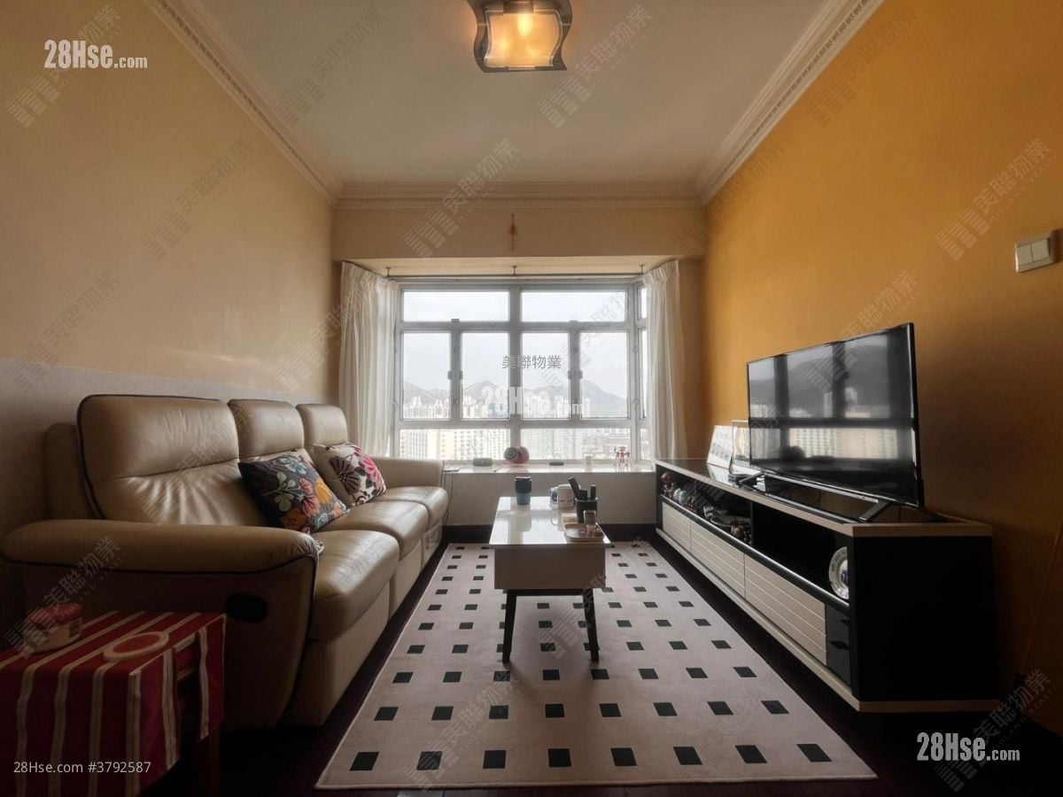 翠林花园 售盘 3 房 602 平方尺