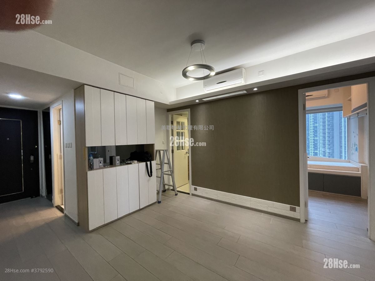 致蓝天 售盘 4 房 , 2 浴室 819 平方尺