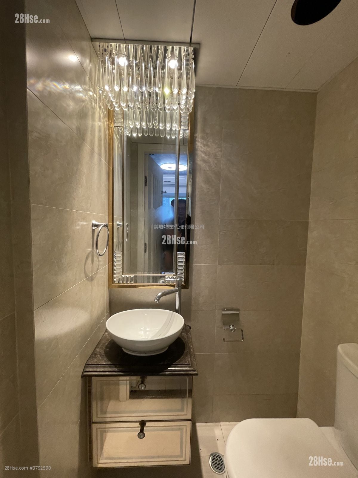 致蓝天 售盘 4 房 , 2 浴室 819 平方尺