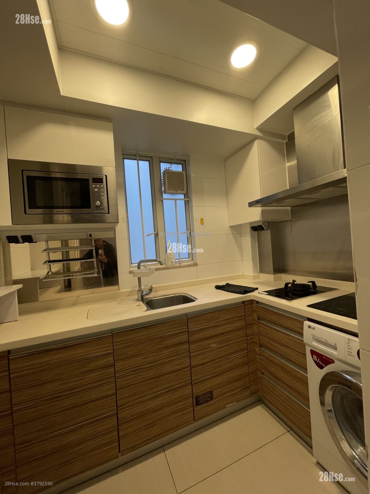 致蓝天 售盘 4 房 , 2 浴室 819 平方尺