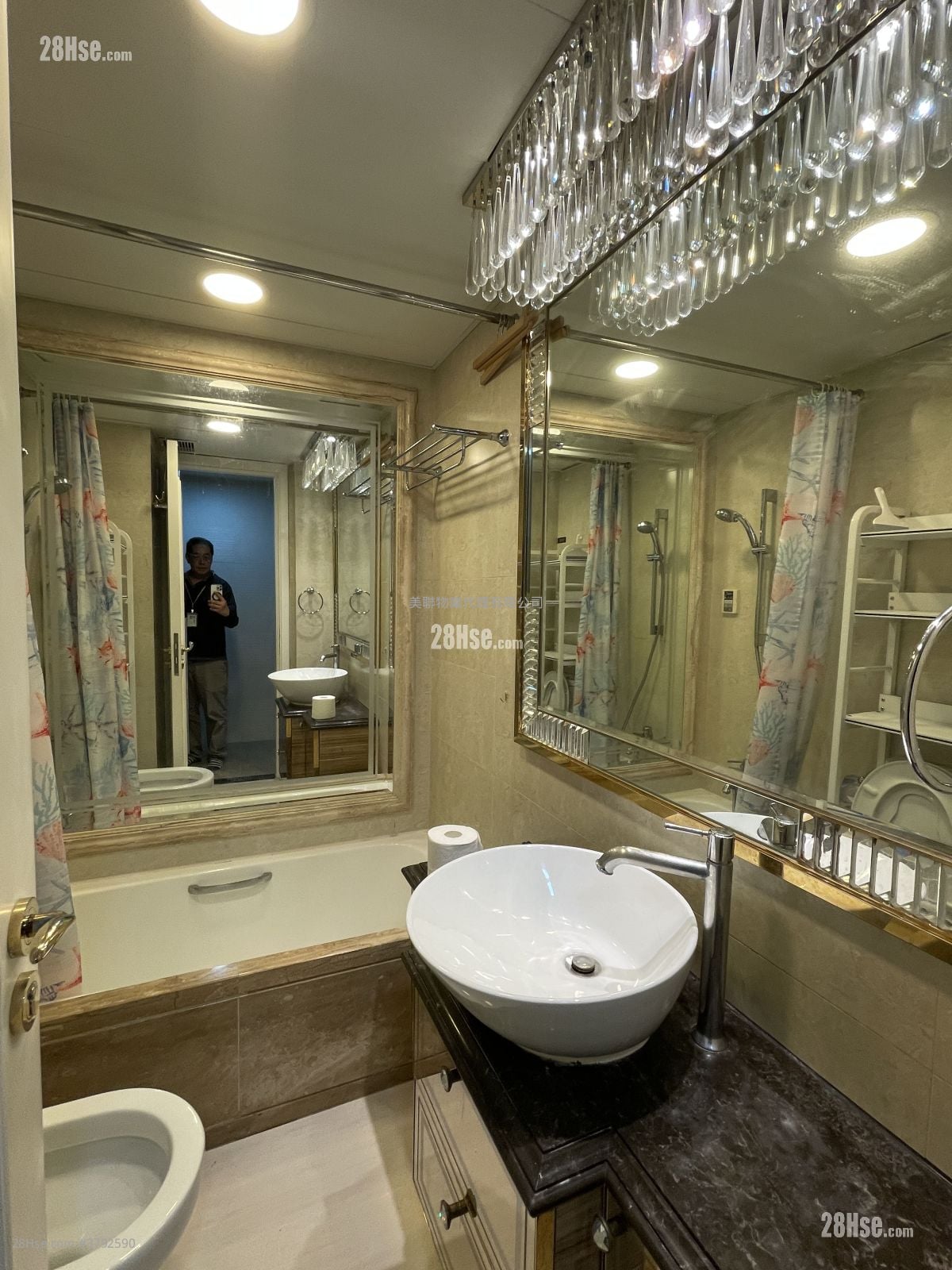 致蓝天 售盘 4 房 , 2 浴室 819 平方尺