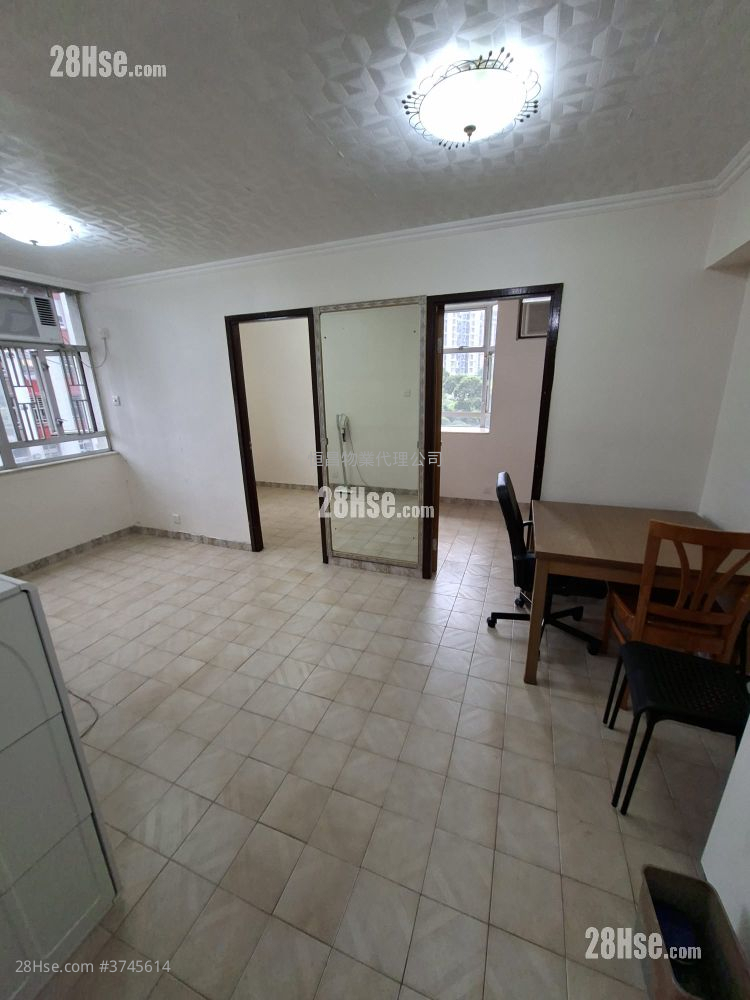 天马苑 租盘 2 房 415 平方尺