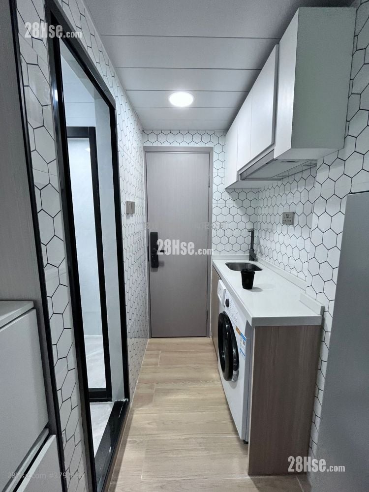Yee Hing Building Rental Studio , 1 Bathroom