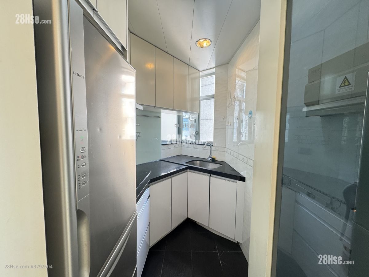 蓝天海岸 租盘 2 房 , 1 浴室 490 平方尺