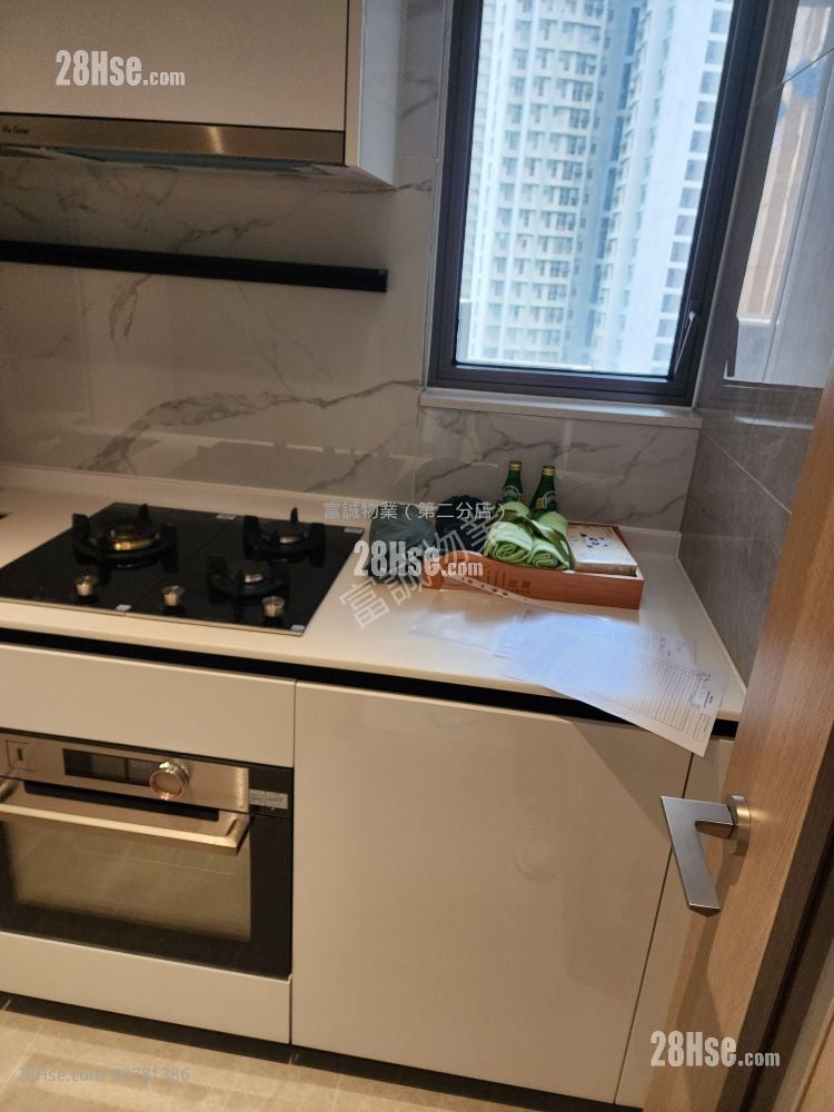 Chill Residence Rental 2 Bedrooms , 1 Bathroom 589 ft²